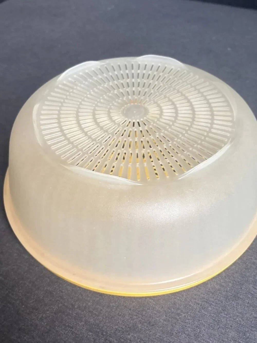 Colander Veggie Washer Vintage Tupperware 1835-4 Strainer Bowl With Lid